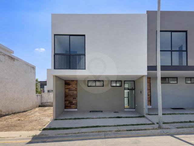 Casa nueva en venta en Valle Imperial