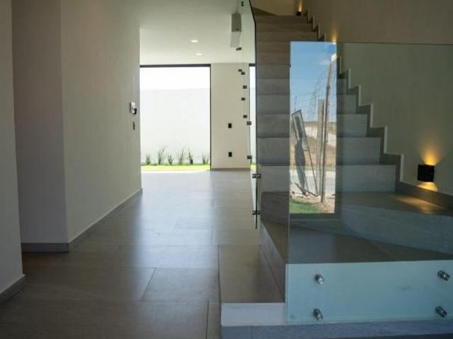 CASA NUEVA EN VENTA EN VALLE IMPERIAL