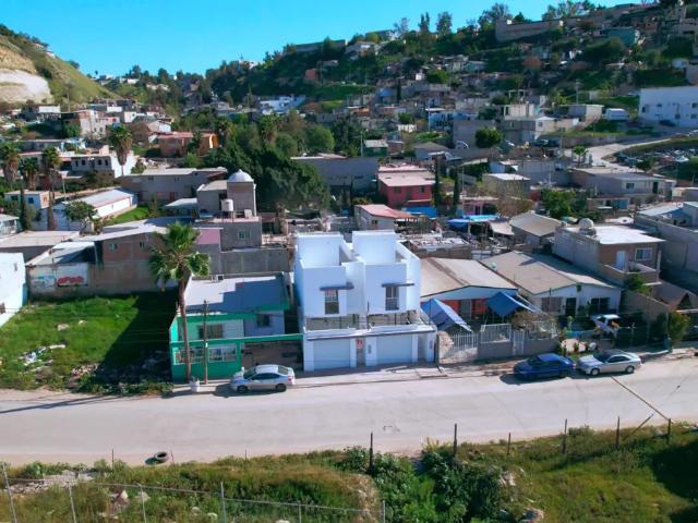 Casa Nueva en Venta en Villa Charra, Tijuana | Roof Top y Excelente Ubicación