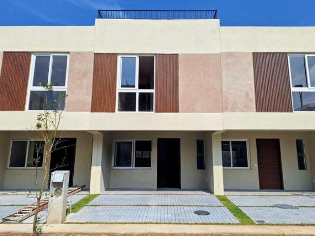 Casa nueva en venta | Entrega Inmediata | Madeira Residencial Santa Ana T. Zapopan | 3 Rec | Roof