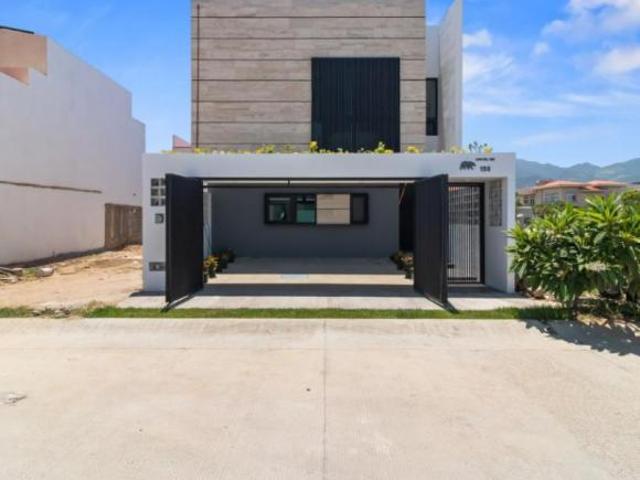 Casa nueva en venta, Fluvial Vallarta. Puerto Vallarta, Jalisco