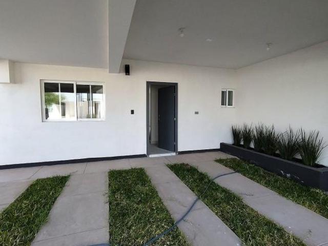 Casa nueva en venta,Fraccionamiento Tarona