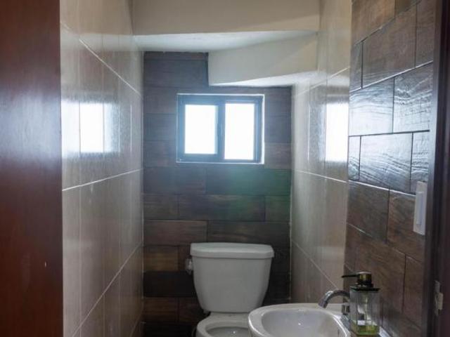 CASA NUEVA EN VENTA GPE. MAINERO