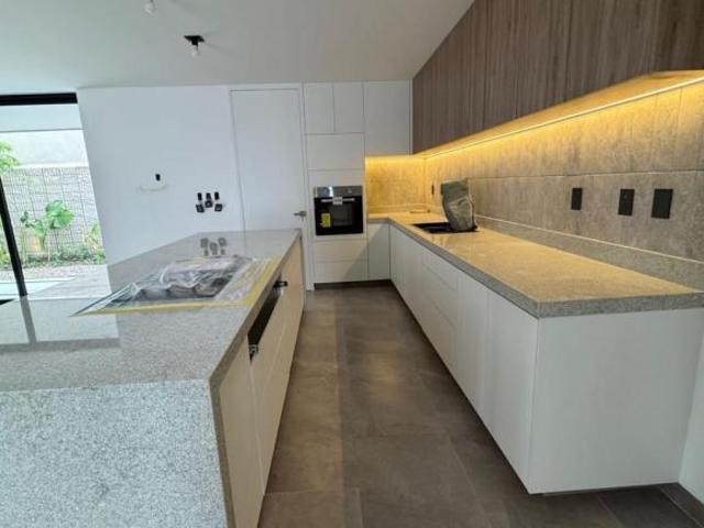 Casa nueva en venta LOMAS DEL MOLINO III