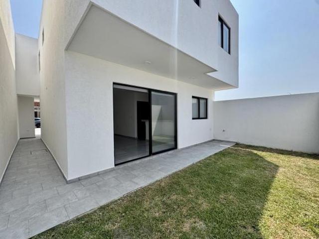 Casa Nueva en Venta Punto Lomas