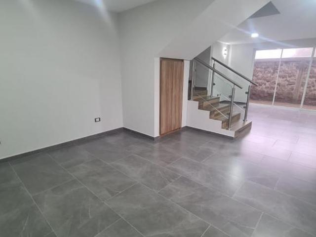 CASA NUEVA EN VENTA TOLUCA CON DISEÑO MODERNO Y EXCELENTES ACABADOS