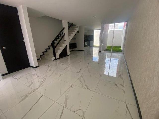 Casa en venta zona CU