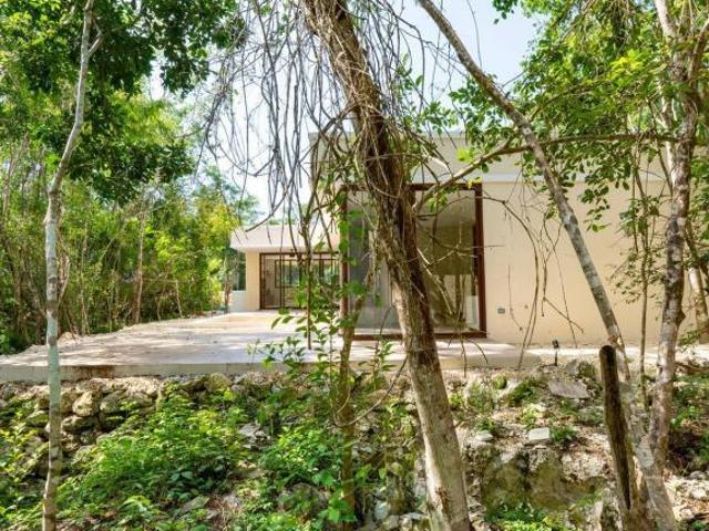 Casa nueva en Xpu Ha Beach Resort / New home in Xpu Ha Beach Resort
