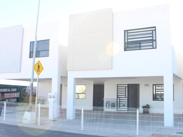 CASA NUEVA FRACCIONAMIENTO PRIVADO MONARCA RESIDENCIAL