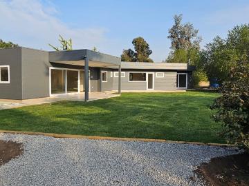 Casa nueva sector Santa Elena/San Miguel