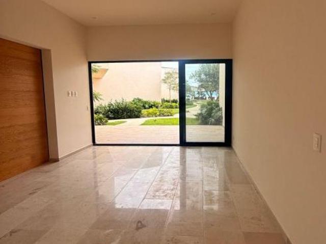 CASA NUEVA VENTA O RENTA CHAPALA