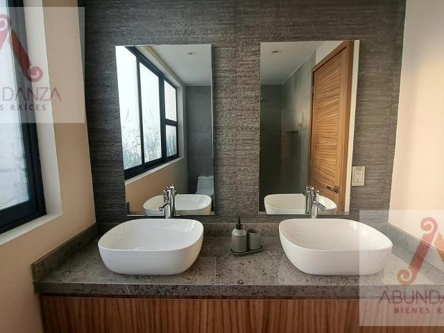 CASA NUEVA VENTA PRIVADA 15 CASAS CERCA DE UVM METEPEC