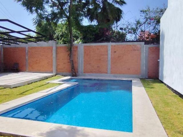 CASA NUEVA 4 RECAMRAAS CON ALBERCA EN JIUTEPEC