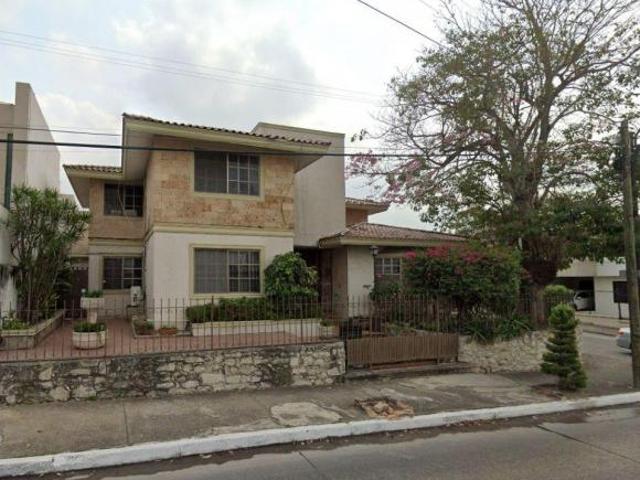 Casa n venta en Petrolera