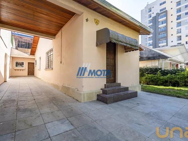 Casa na Murilo do Amaral Ferreira Água Verde Curitiba PR, aluguel por R$ 6.000
