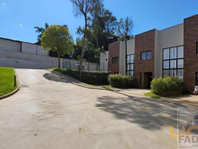 Casa na Major Heitor Guimarães Campina do Siqueira Curitiba PR, aluguel por R$ 4.200