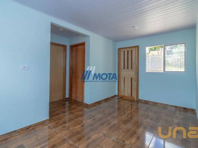 Casa na Mantova Santa Felicidade Curitiba PR, aluguel por R$ 1.900