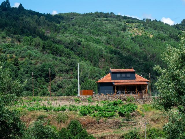 Casa na Montanha 94m² São Vicente