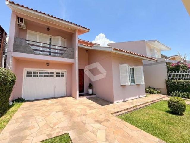 CASA NA MORADA DA COLINA