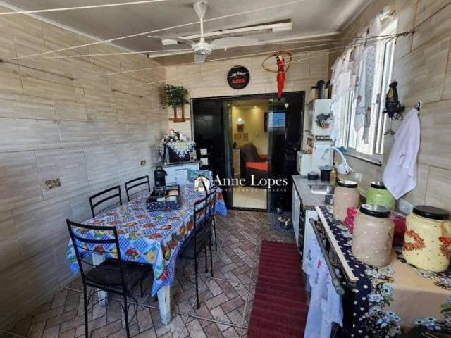 CASA NA NÁUTICA EM SÃO VICENTE! SOBREPOSTA ALTA! IMAGINE MOMENTOS INESQUECÍVEIS NA ÁREA DE LAZER