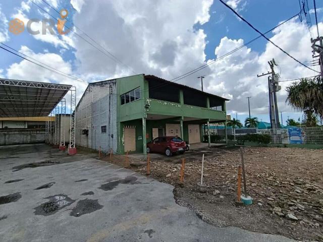 Casa na Av Presidente Costa Silva Parque Dois Irmãos Fortaleza CE, aluguel por R$ 3.000/mês