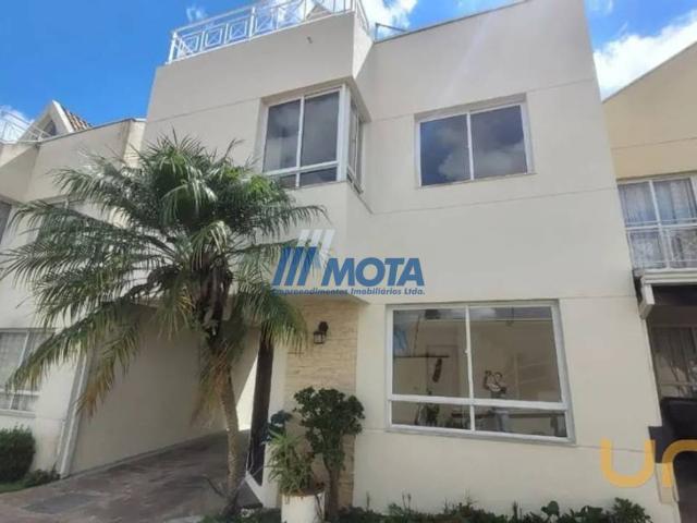 Casa na Adolfo Stedile Bom Retiro Curitiba PR, aluguel por R$ 4.850