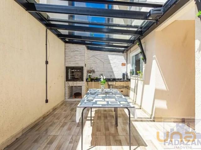 Casa na Arlindo Scaramuzza Uberaba Curitiba PR, aluguel por R$ 4.700