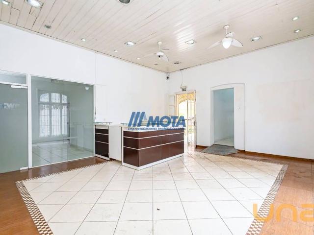 Casa na Barão do Serro Azul Centro Curitiba PR, aluguel por R$ 12.000