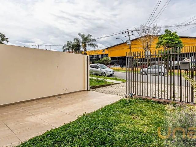 Casa na Bôrtolo Gusso Capão Raso Curitiba PR, aluguel por R$ 3.900