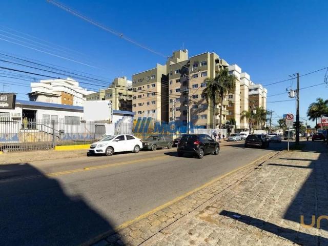 Casa na Carlos Dietzsch Portão Curitiba PR, aluguel por R$ 8.500