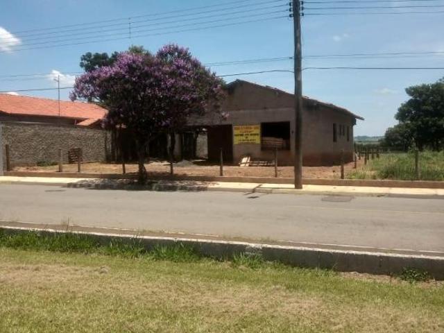 Casa na cidade de Jumirim/SP aceita troca.