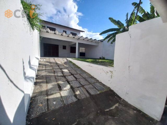 Casa na Desembargador José Gil de Carvalho Cambeba Fortaleza CE, aluguel por R$ 3.700/mês