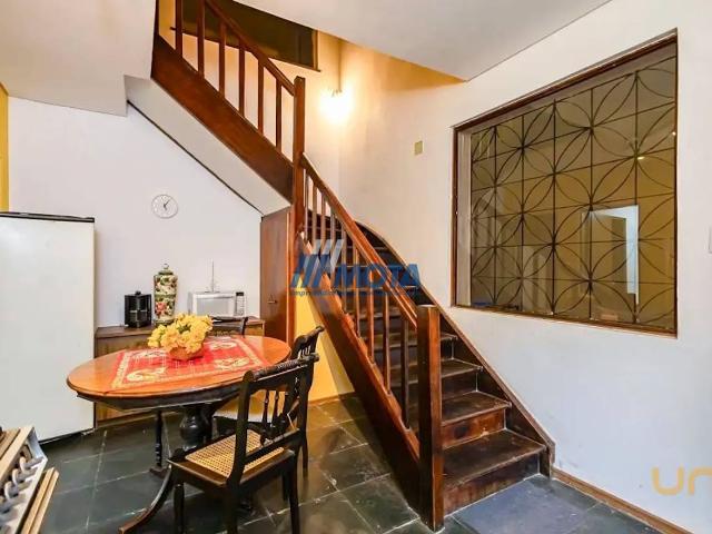 Casa na Desembargador Motta Centro Curitiba PR, aluguel por R$ 6.500
