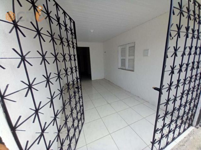Casa na Diagonal Barroso Fortaleza CE, aluguel por R$ 750/mês