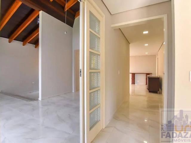Casa na Emílio de Almeida Torres Campina do Siqueira Curitiba PR, aluguel por R$ 8.500