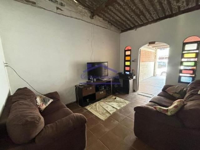 Casa na Estufa I 300m² de terreno