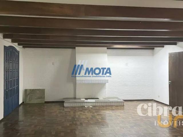 Casa na Floriano Essenfelder Alto da Glória Curitiba PR, aluguel por R$ 19.000