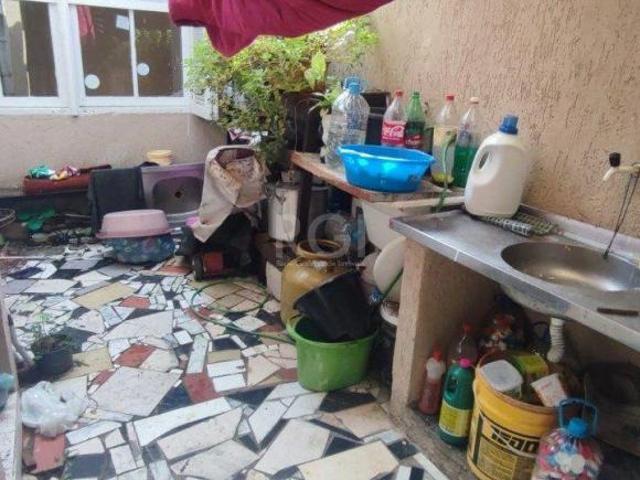 CASA NA HIPICA 2 DORMITÓRIOS