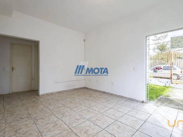 Casa na Júlio Eduardo Gineste Santa Quitéria Curitiba PR, aluguel por R$ 4.000