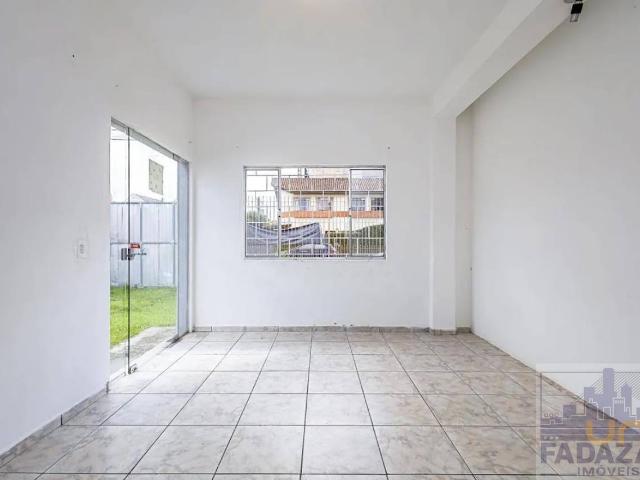 Casa na Júlio Eduardo Gineste Santa Quitéria Curitiba PR, aluguel por R$ 4.000