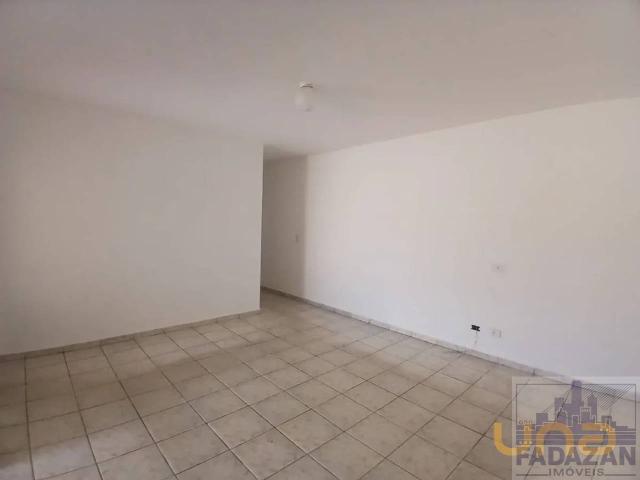 Casa na João Frederico Foerster Pinheirinho Curitiba PR, aluguel por R$ 1.800