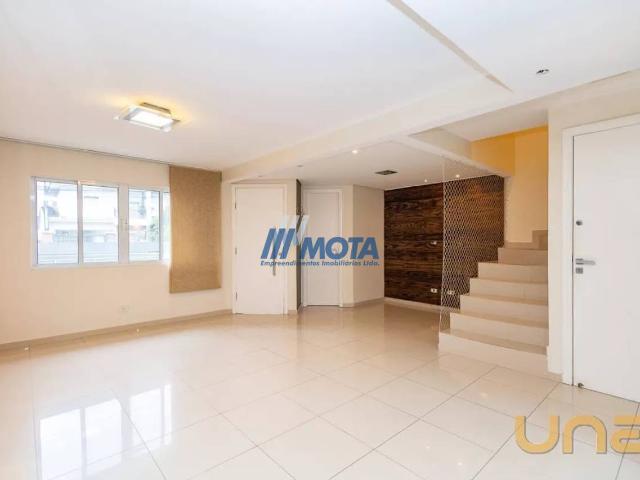 Casa na Jornalista Clemente Comandulli Santa Felicidade Curitiba PR, aluguel por R$ 5.200