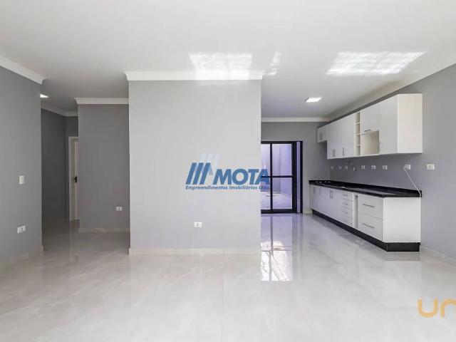 Casa na Paulo J. Buso Santa Felicidade Curitiba PR, aluguel por R$ 3.800