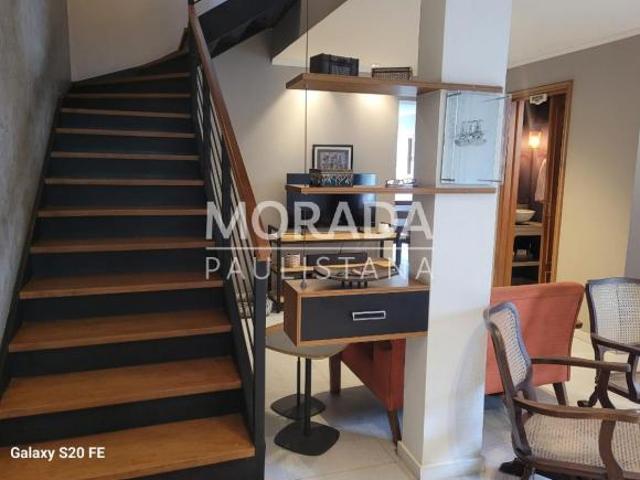Casa na Pompéia com 180m², 3 dormitórios, sendo 1 suíte e 2 vagas