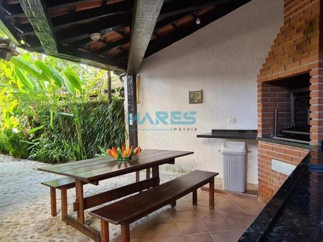 Casa na praia da Barra do Sahy