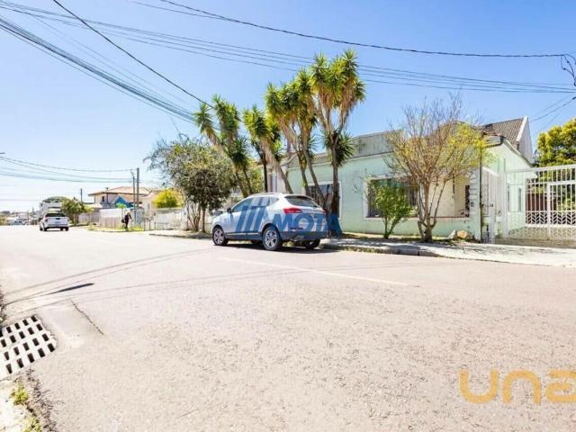 Casa na Professor Fábio de Souza Portão Curitiba PR, aluguel por R$ 3.400