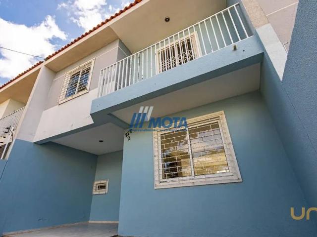 Casa na Randolfo Serzedelo Fanny Curitiba PR, aluguel por R$ 2.500