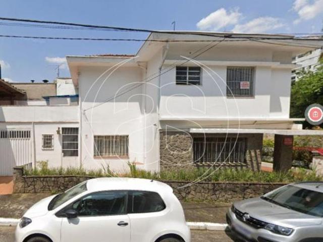 CASA NA REGIÃO DA VILA MARIANA