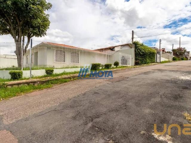 Casa na Reinoldo Scherner Uberaba Curitiba PR, aluguel por R$ 4.300