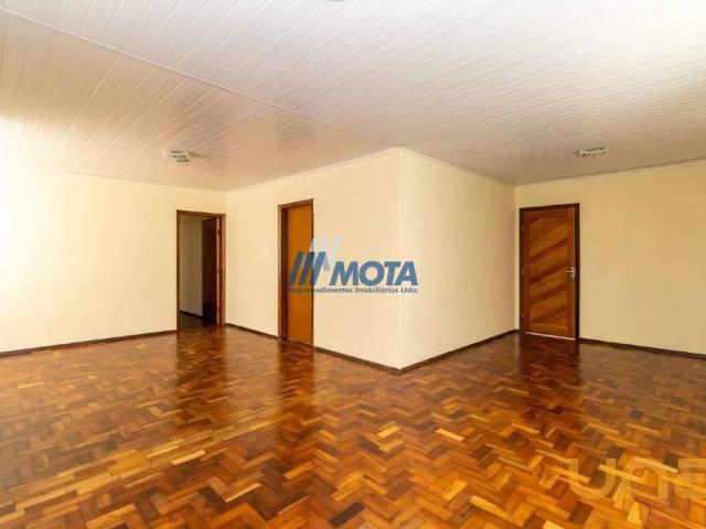Casa na Reinoldo Scherner Uberaba Curitiba PR, aluguel por R$ 4.300